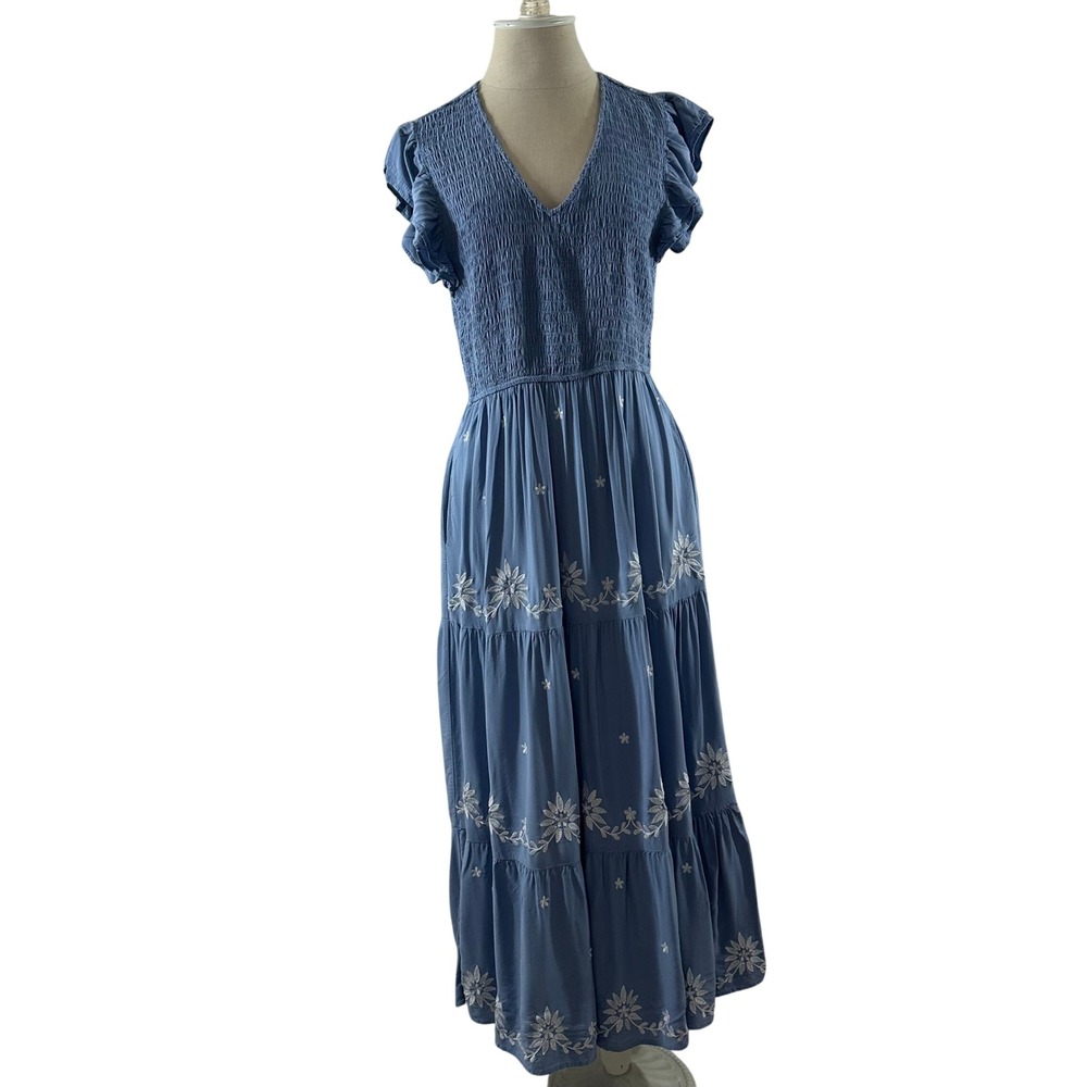 BaeVely Blue Smocked Floral Smocked Embroidered Tiered Maxi Dress Womens Large